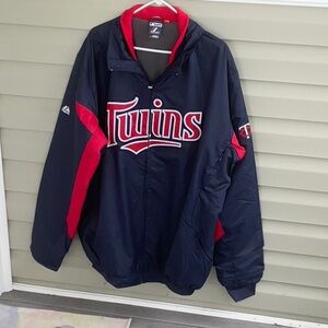 Minnesota Twins Men’s Majestic Therma Base  Jacket Size 2XT
